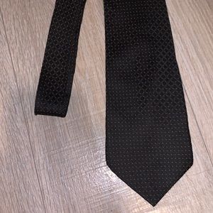 Kailong black polka dot silk formal tie